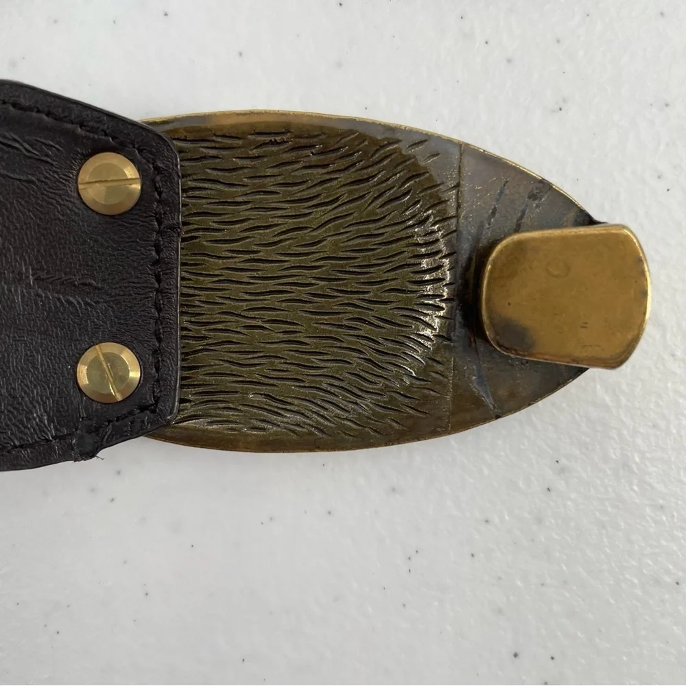 Chicos Vintage Faux Brown Croc Elastic Stretch Ornate Brass Buckle Small Belt